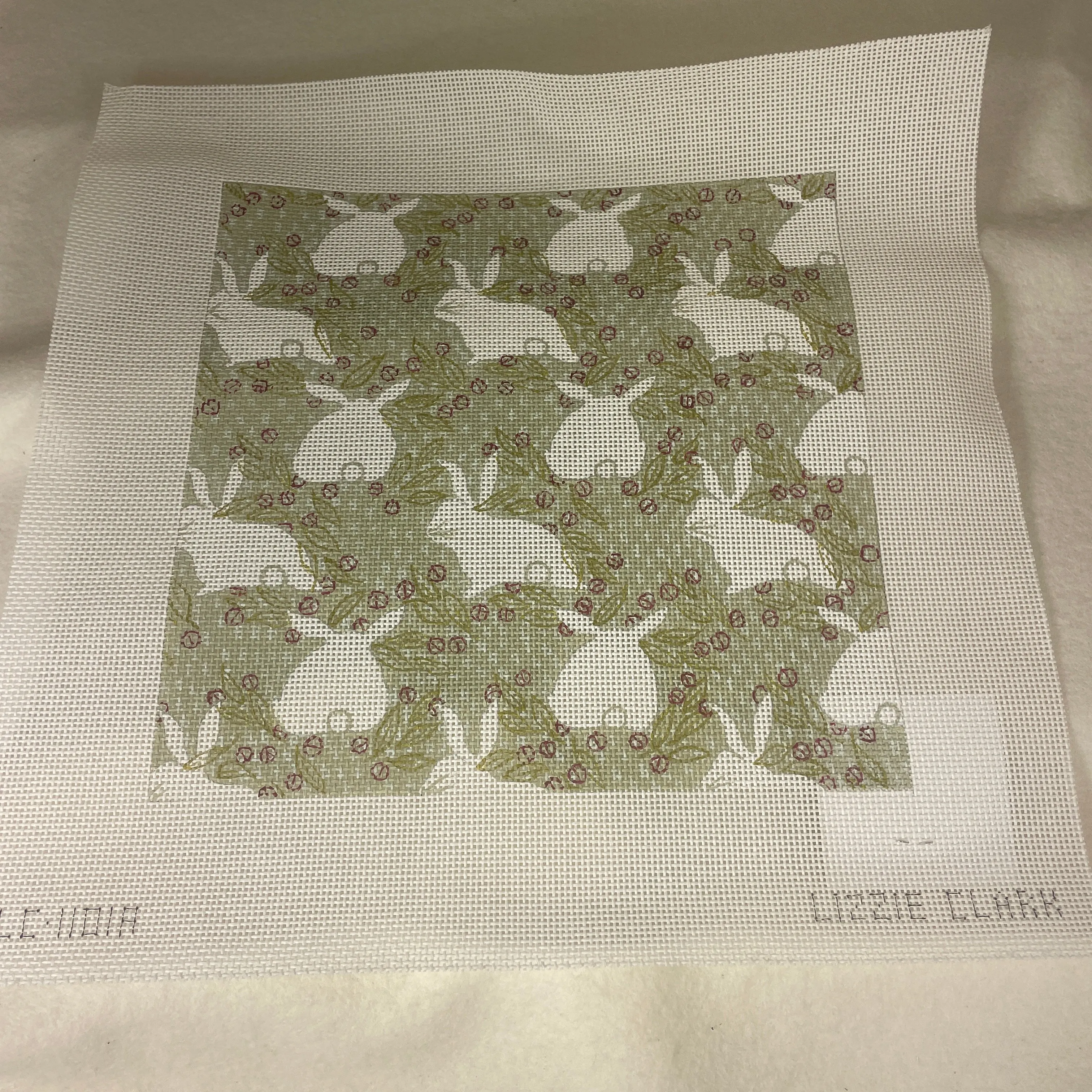 * Lizzie Clark LC1101A Rabbit