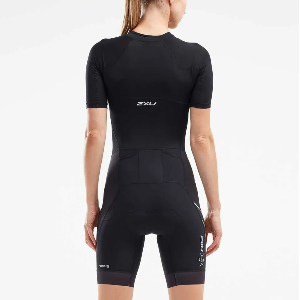 2XU Compression Sleeved TriSuit, Damen, Schwarz/Silber