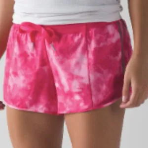 (6145) Hotty Hot HR Lined Short 4&quot; - Sz 4 *LOVED * EUC