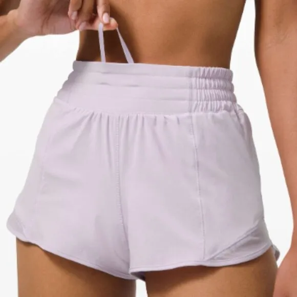 (6359) Lululemon Hotty Hot Short *High-Rise 2.5&quot; Lavender Dew In SZ 10