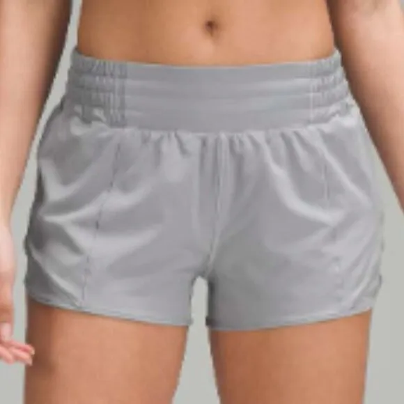 (6362) Lululemon Hotty Hot High-Rise Lined Short 2.5&quot; Rhino Grey in Sz 4