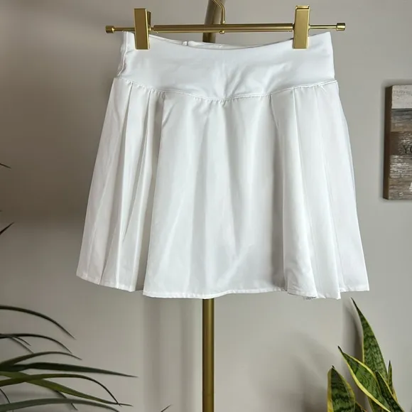 68. 2024 Square Size Dot Lululemon Side-Pleat High-Rise Tennis SkirtWhite