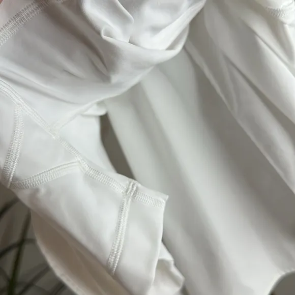 68. 2024 Square Size Dot Lululemon Side-Pleat High-Rise Tennis SkirtWhite