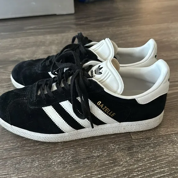 Adidas Gazelle shoes, size 6 1/2, usually wears 7 1/2.  one full size too big.