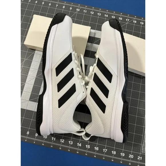 Adidas Mens Game Spec Tennis Shoes Size 11 White / Black Stripe Athletic - New