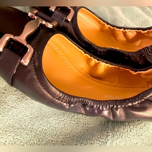 Adrienne Vittadini 🩰ballerina patent leather retail $100 plus kid or women