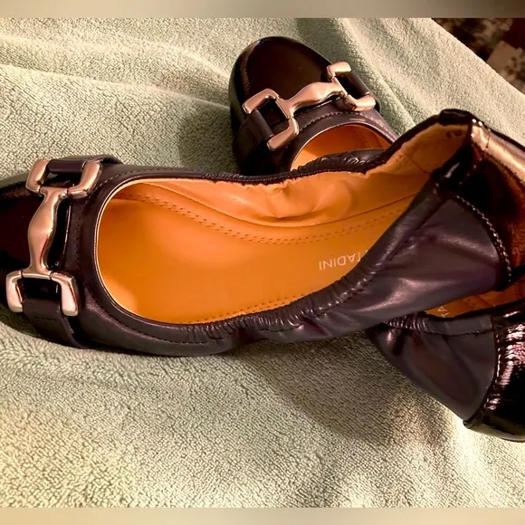Adrienne Vittadini 🩰ballerina patent leather retail $100 plus kid or women