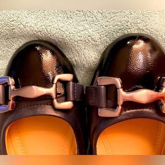 Adrienne Vittadini 🩰ballerina patent leather retail $100 plus kid or women