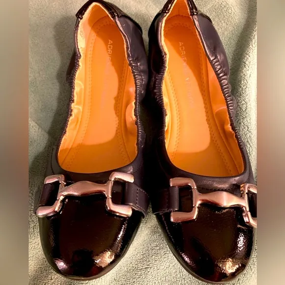 Adrienne Vittadini 🩰ballerina patent leather retail $100 plus kid or women