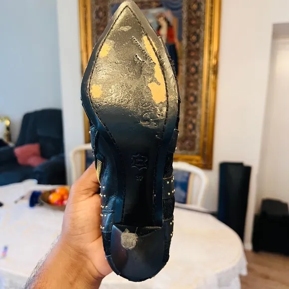 Alice   Olivia Calissa Studded Heel Lace Ankle Booties Pointed ToeWomens sz 37