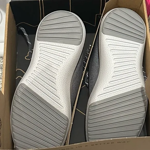 Allbirds merino wool high top sneakers, water repellent, size 10 NIB Grey womens
