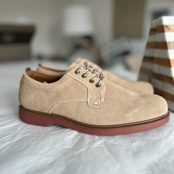 BNWT Florsheim Boys Tan Suede Dress Shoes sz 2Y with box Supacush