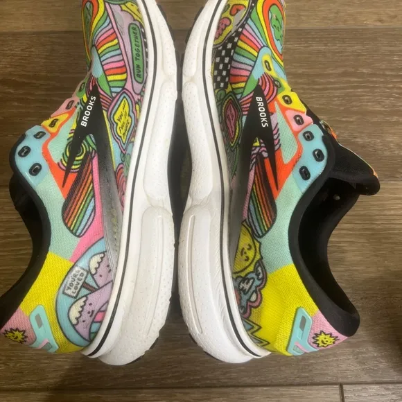 Brooks x Wednesday Holmes Ghost 15 'Run With Pride' Women's Running Shoes Sz11.5