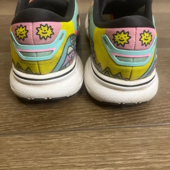 Brooks x Wednesday Holmes Ghost 15 'Run With Pride' Women's Running Shoes Sz11.5