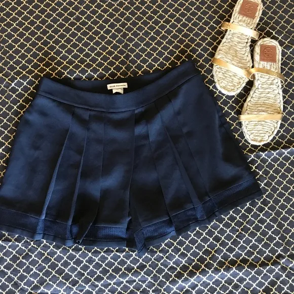 Club Monaco Aren Skort