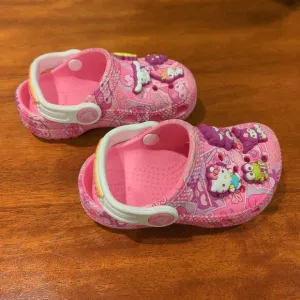 Crocs Hello Kitty by Sanrio Classic Clog Pink Toddler size 6 EUC