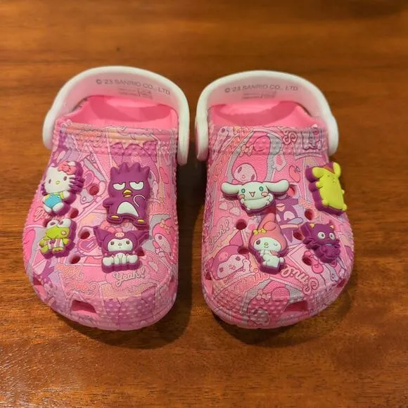 Crocs Hello Kitty by Sanrio Classic Clog Pink Toddler size 6 EUC