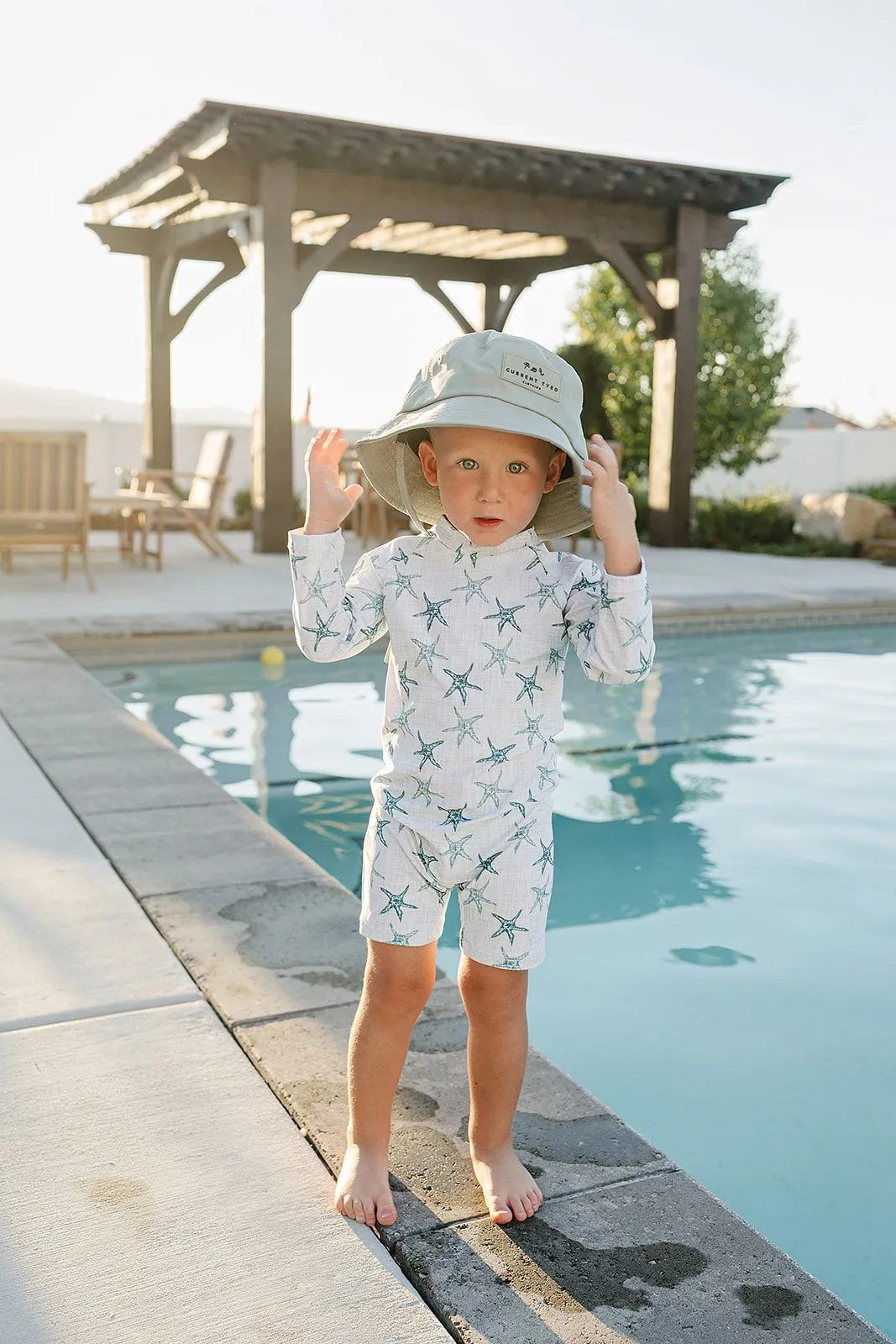 Current Tyed Waterproof Bucket Hats