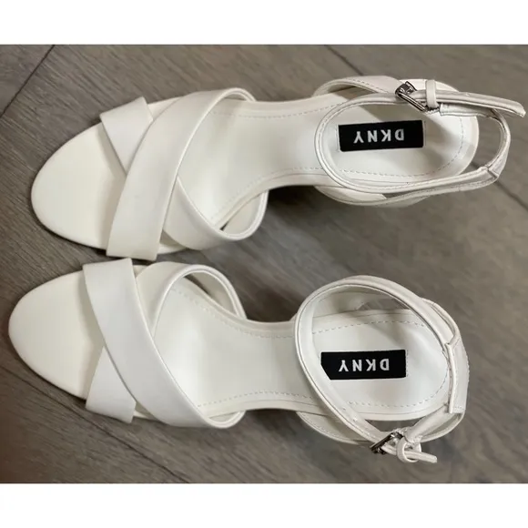 DKNY Ivy White Leather Open Toe Ankle Strap Sandal