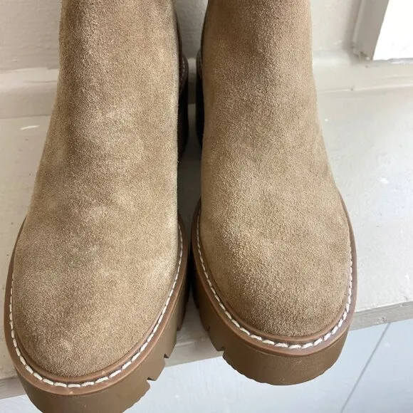 Dolce Vita Suede Lug Sole Heel Boots in Mushroom Size 6.5