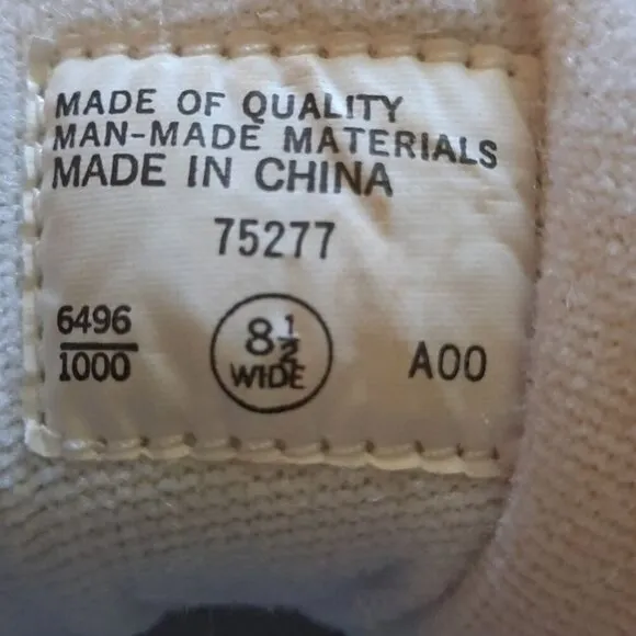 E.Z. Strider Mens White Ultra-Zorb Plus Non Marking Outsole Sneaker Size 8.5