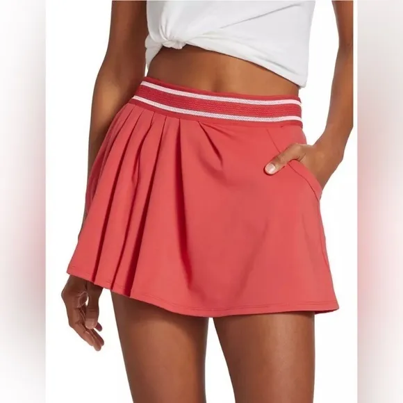FP Movement Free People Cayenne Red Round Robin Tennis Skirt Women’s Medium NWOT