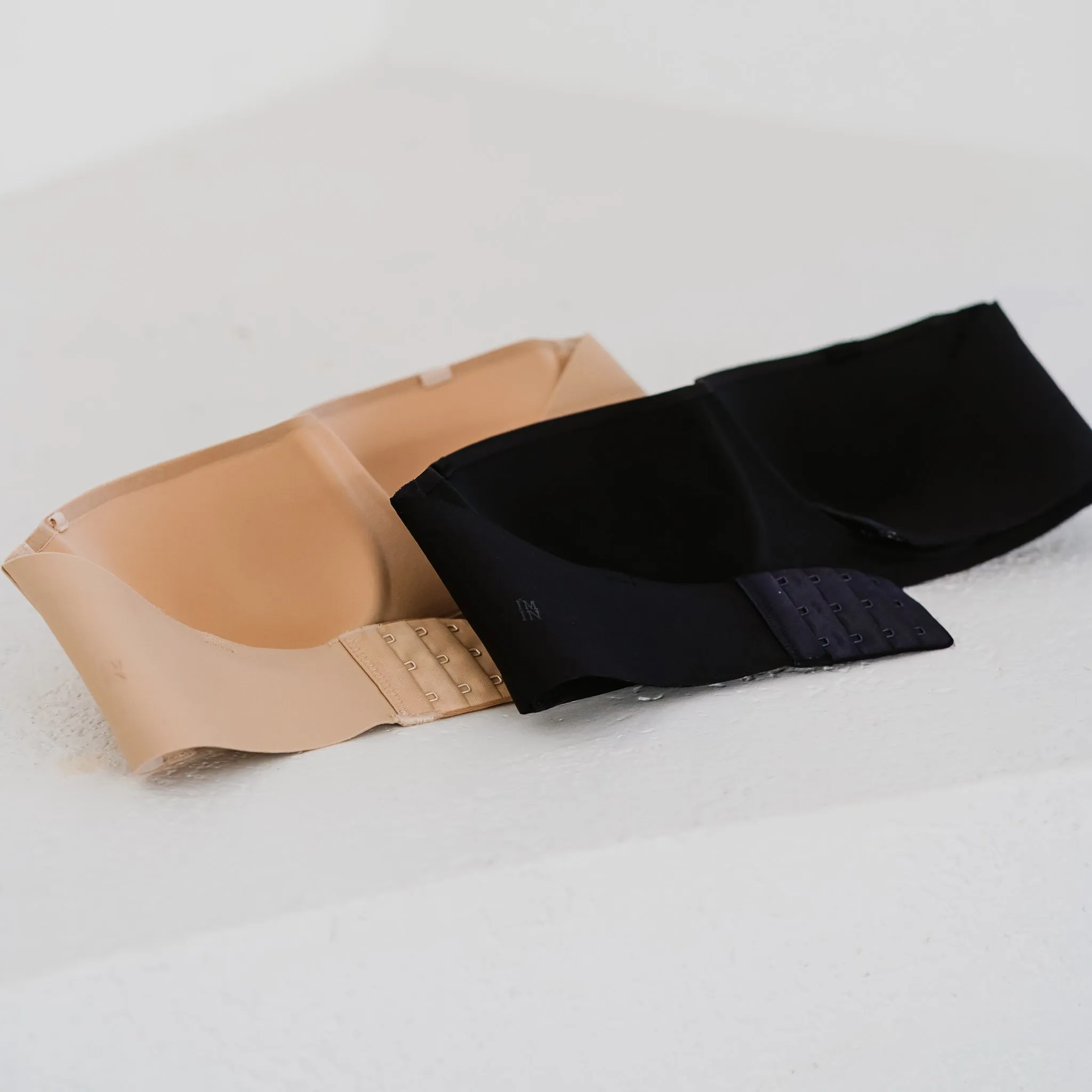 Full Scoop! Seamless Lightly-lined Anti-slip Strapless Wireless Bra in Biscotti Nude