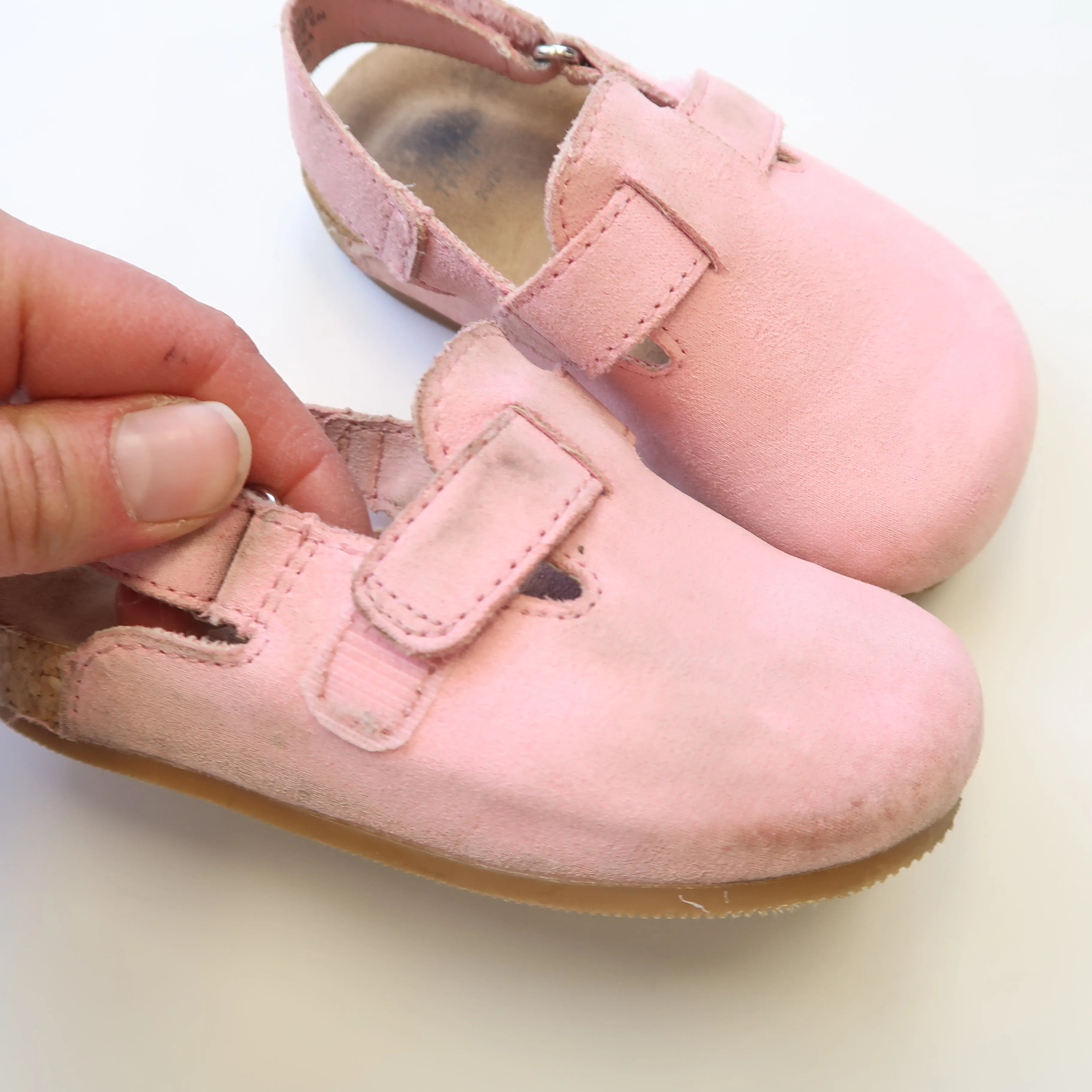 H&M - Shoes (Shoes - 4/5)