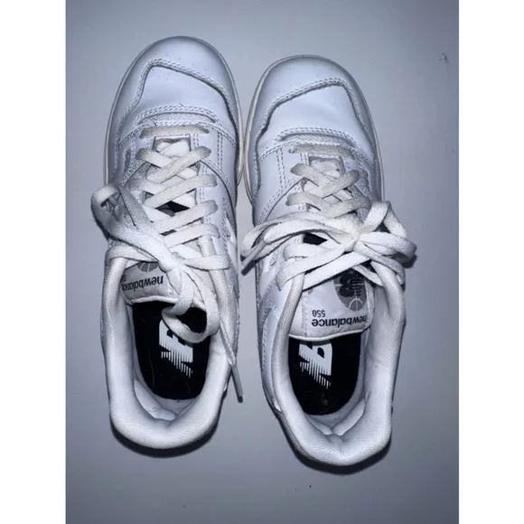 Kids New Balance 550 Sneakers White size 2