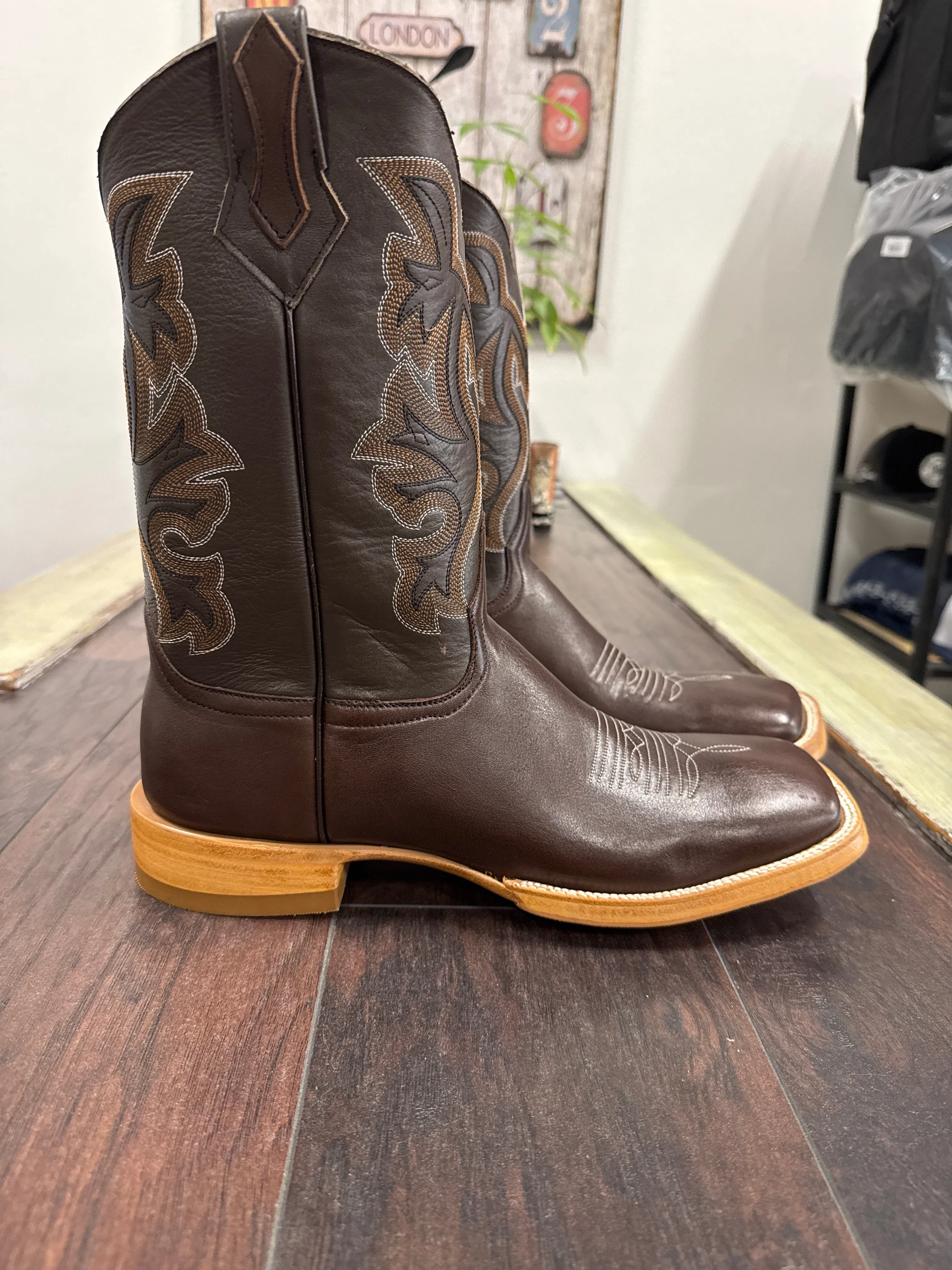 Leather- Dark Brown Bulldog Anti-slip