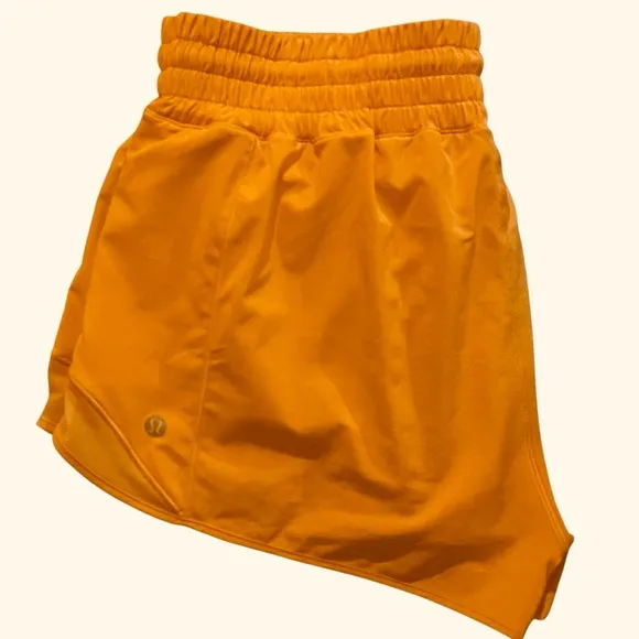 LULULEMON Hotty Hot High Rise Lined 2.5” Short