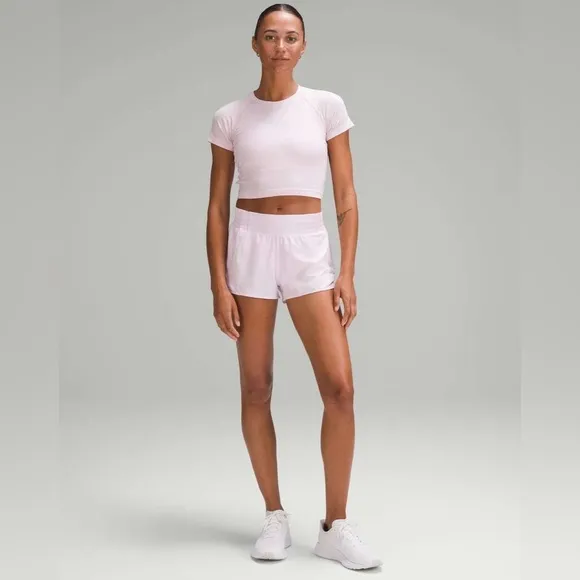 Lululemon Hotty Hot High-Rise Lined Short 2.5&quot;Meadowsweet Pink color EUC