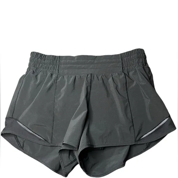 Lululemon Hotty Hot Short *High-Rise 2.5&quot;