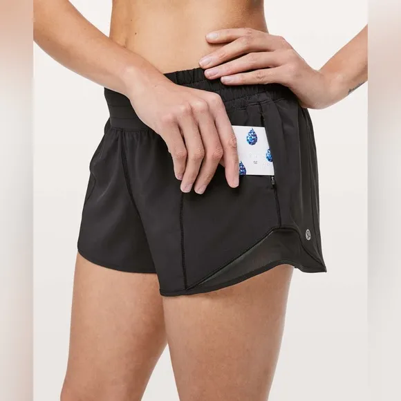 Lululemon Hotty Hot Short *High-Rise 2.5&quot;