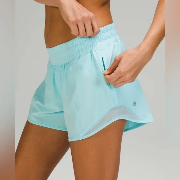 Lululemon Hotty Hot Short *Long 4&quot; in Icing Blue Size 6