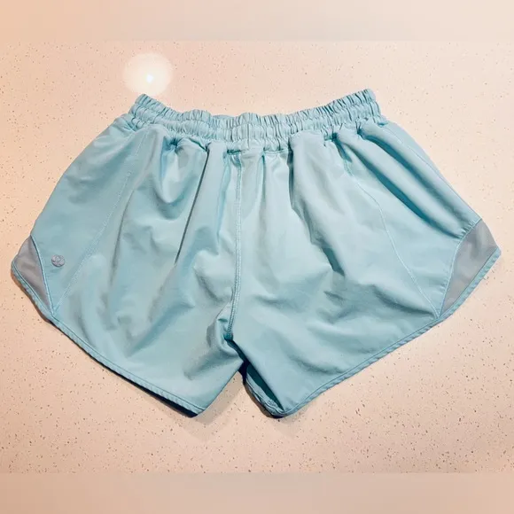 Lululemon Hotty Hot Short *Long 4&quot; in Icing Blue Size 6