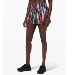 Lululemon Hotty Hot Shorts High-Rise Long 4&quot; Chroma Fusion Multi / Black 10 Tall