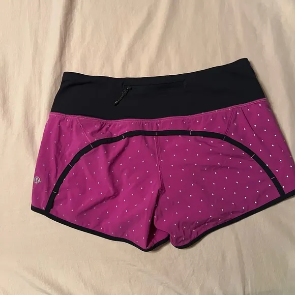 Lululemon like new Run Time Shorts Reflective Night Fall Ultra Violet Silver