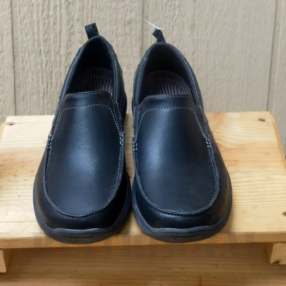 Men slip on Skechers shoes in Black