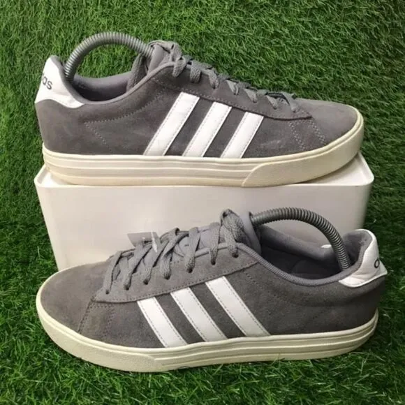 Mens' Adidas suede tennis shoes size 8