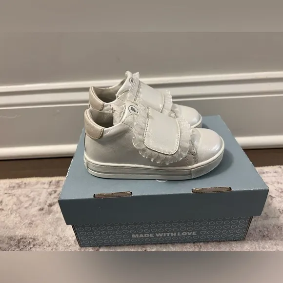 Naturino Falcotta Suva Ruffle Metallic Leather Sneakers size 6 22
