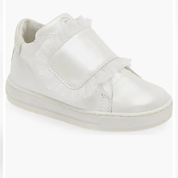 Naturino Falcotta Suva Ruffle Metallic Leather Sneakers size 6 22