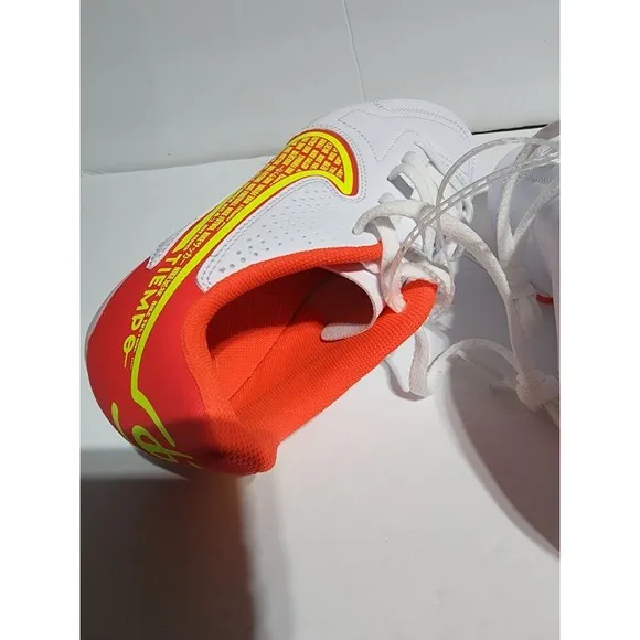 New Nike Tiempo Legend 9 Club White Kids Soccer Cleats Size 5Y  W6.5 DA1331-176
