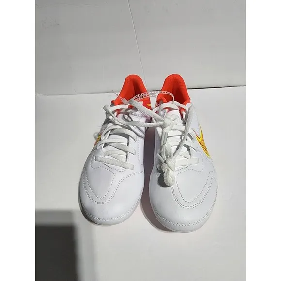 New Nike Tiempo Legend 9 Club White Kids Soccer Cleats Size 5Y  W6.5 DA1331-176