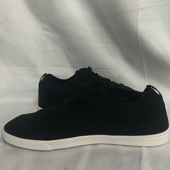 NewWithout Tag SUAVS Unisex The Zilker Breathable Mesh Lace Sneaker M-6.5 W-8.5