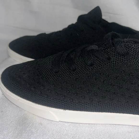 NewWithout Tag SUAVS Unisex The Zilker Breathable Mesh Lace Sneaker M-6.5 W-8.5