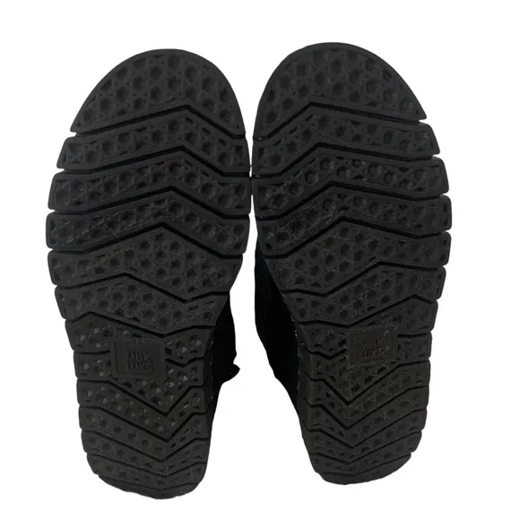 NIB Muk Luks Cable Knit Memory Foam Insole Lace-up Back Ankle Boots Black 8