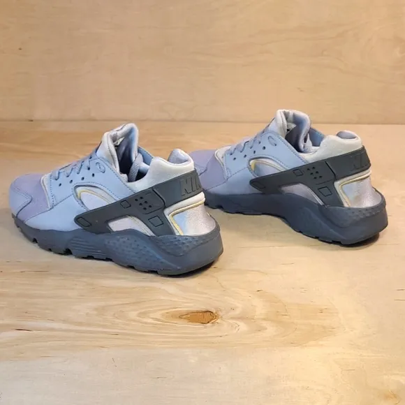 Nike Air Huarache Run Wolf Gray Athletic Shoes 654275-032