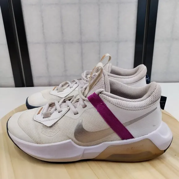 Nike Air Zoom Crossover Basketball Shoe White Metallic Silver DC5216-102 US 5.5Y