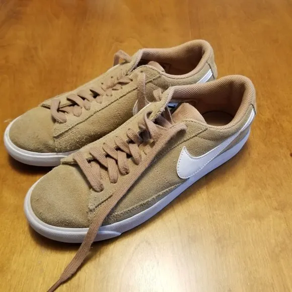Nike Blazer Low Yellow Gold Suede Sneaker Shoes Size 6